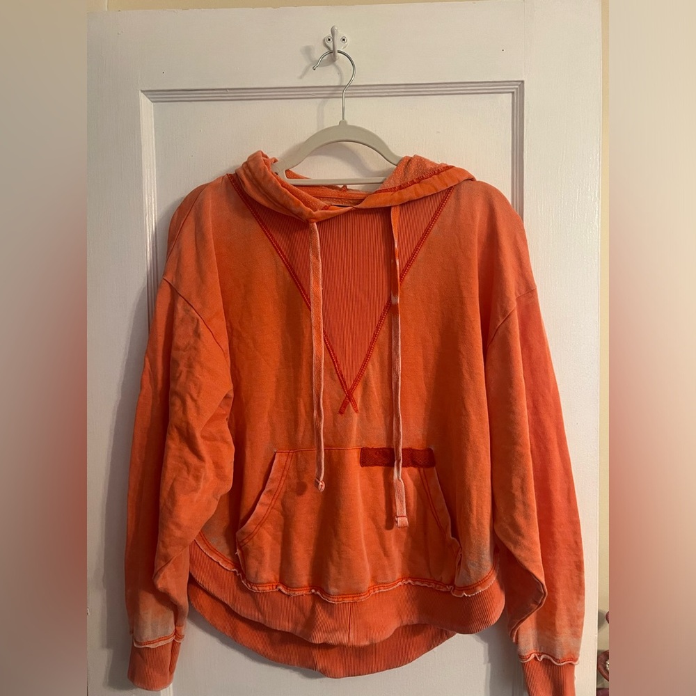 URBAN SWEATSHIRT